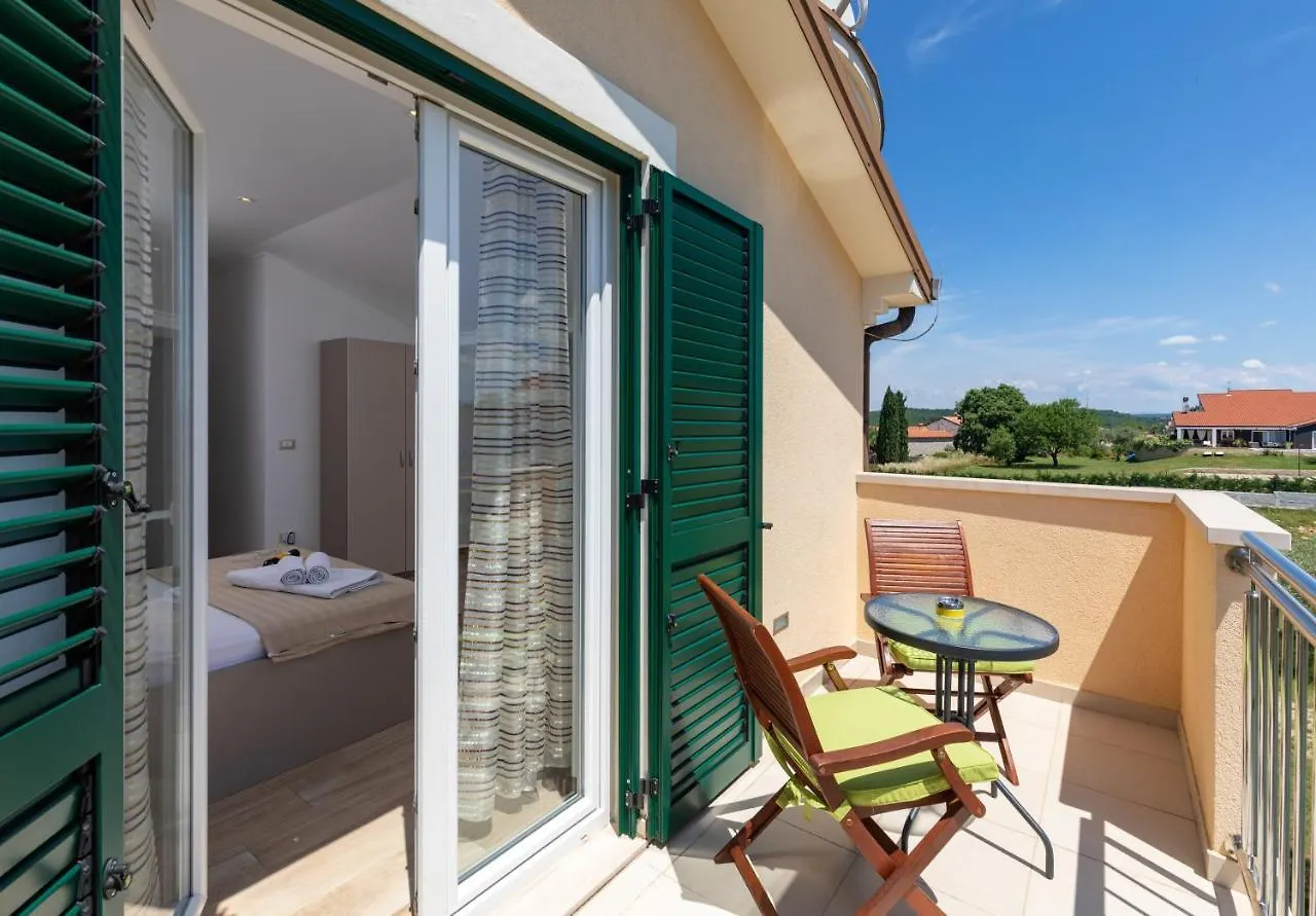 B&B Villa Oasa 2 로비니스코 셀로 크로아티아