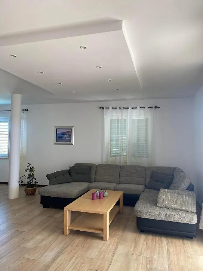 B&B Villa Oasa 2 로비니스코 셀로